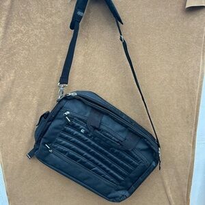 OGIO Corporate City Corp Messenger Bag NWT